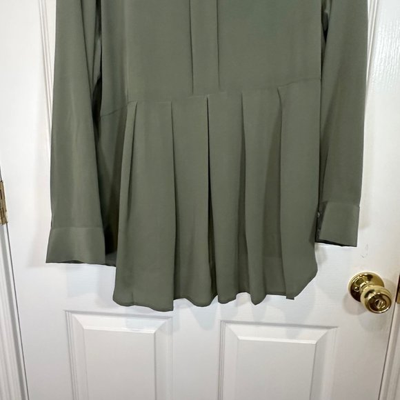 Soft Surrounding Sage Green 100% Silk Button Up Shirt 2X - New without tags - Picture 5 of 7